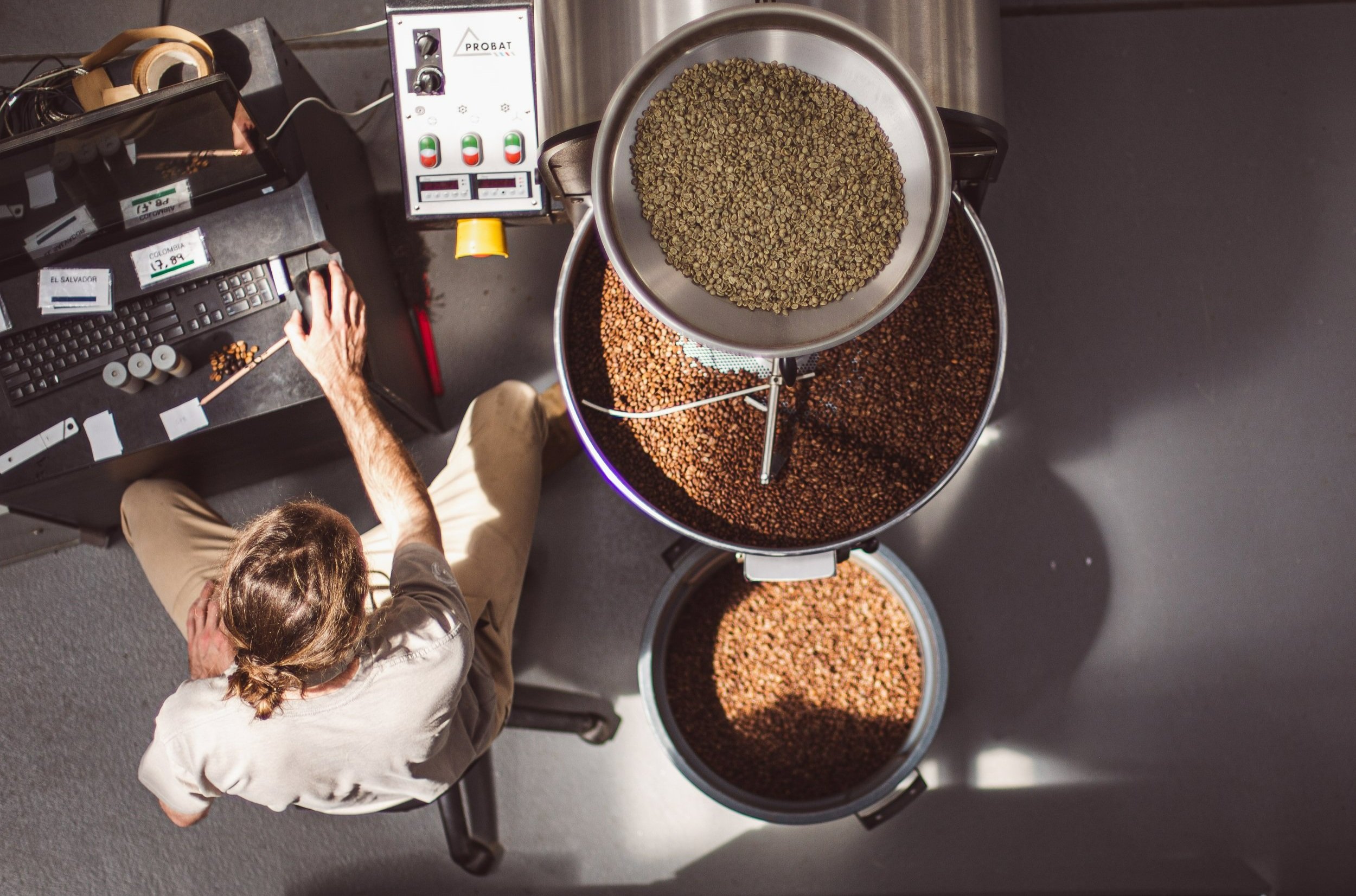 Wondr. bar and space